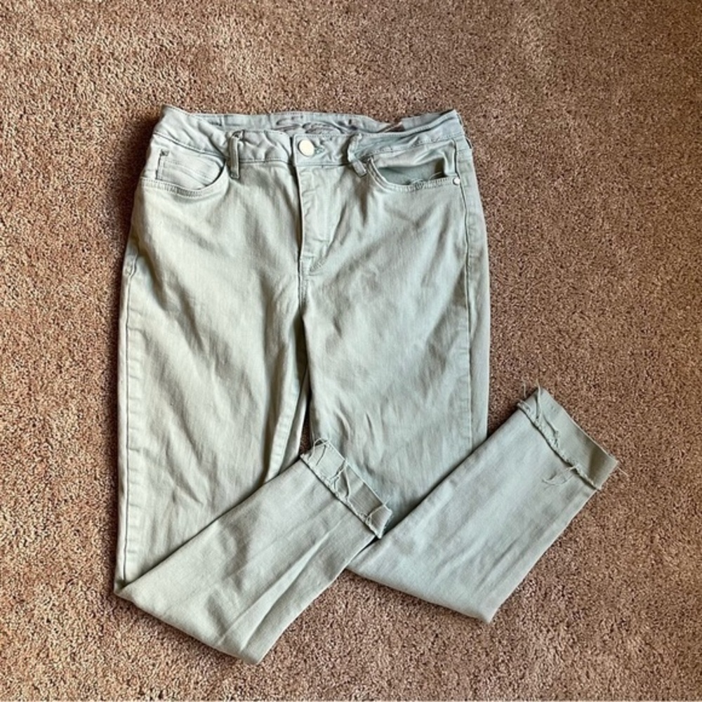 Seven Jeans